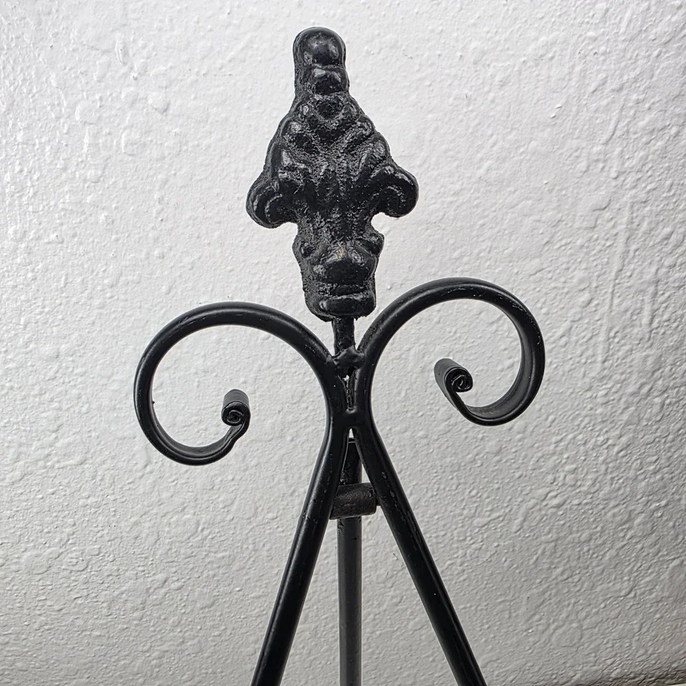 Black Metal Tabletop Easel Decorative Ornate Scrolls Display‎ Stand Art